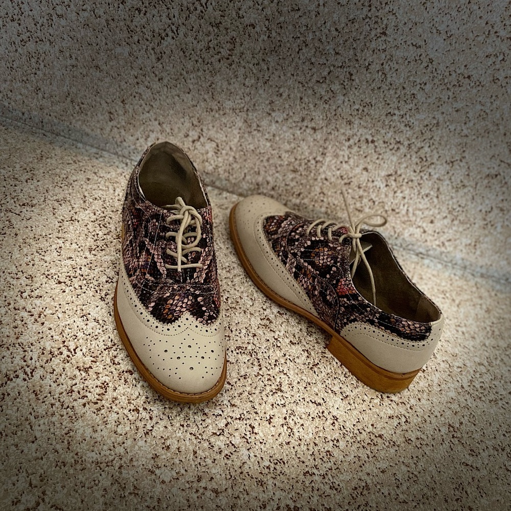 WANTED BABE NUDE LOAFERS